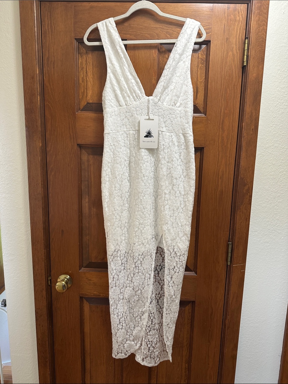 V-Neck White Lace Midi Dress